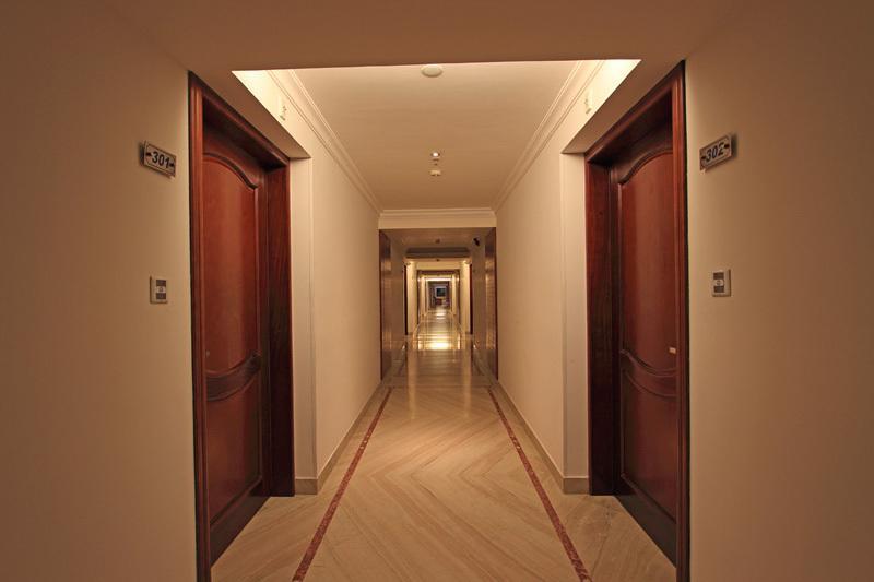 Parijatha Gateway Hotell Bangalore Exteriör bild